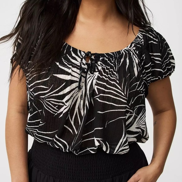 torrid Tops - Torrid Black White Cap Sleeve Gauze Peasant Top 1X